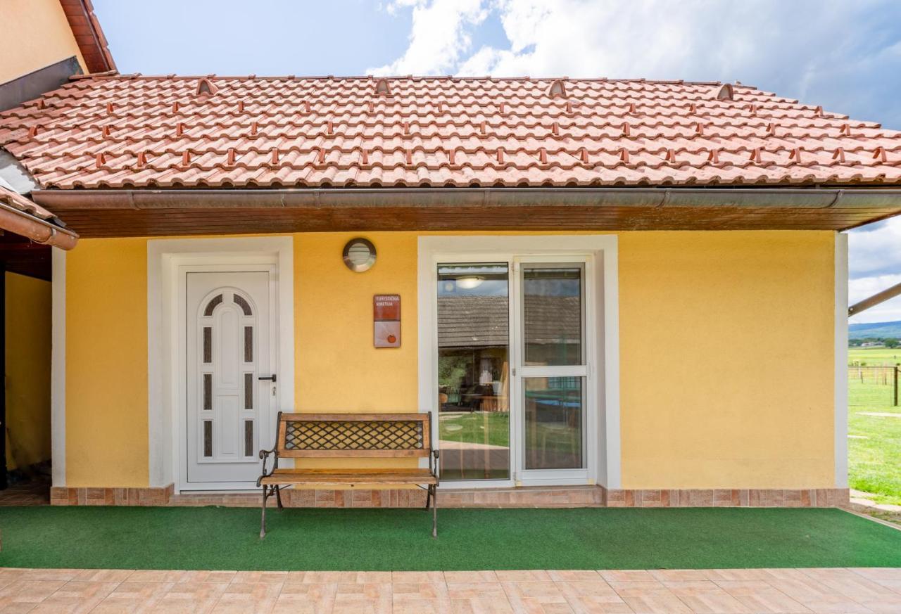 Fortun Estate - Apartmaji Ob Reki Kolpi Metlika Exterior photo